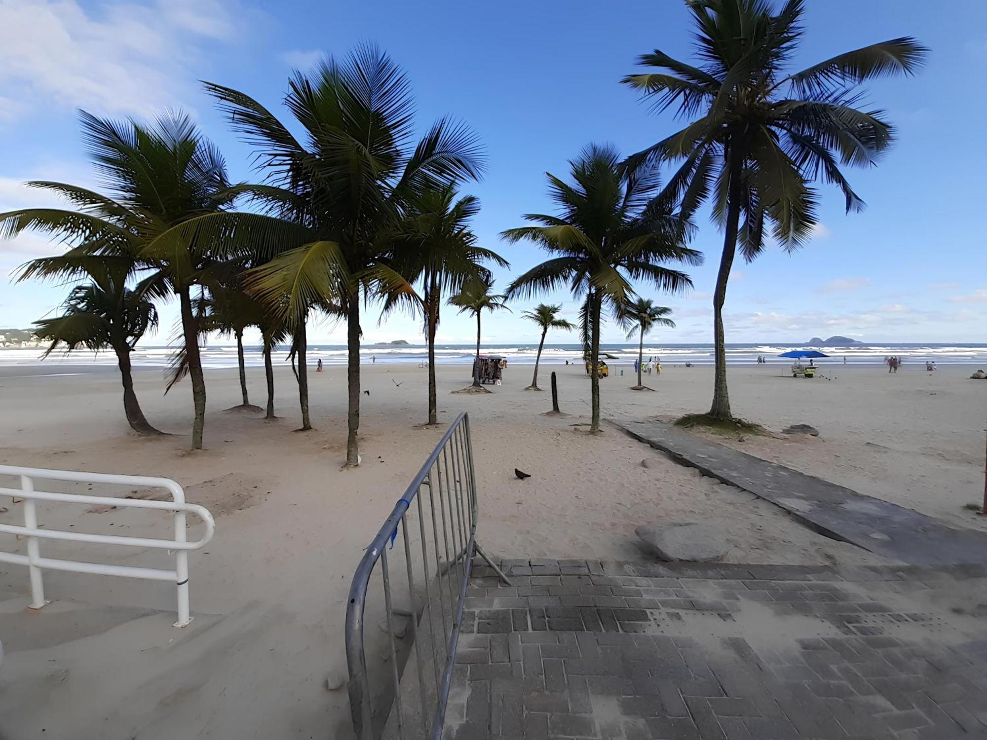 Biwa Condominio Cm Piscina, 1Garagem, Wi-Fi 300 Mega, Central De Vigilancia Remota , Centro Do Guaruja Proximo A Praia E Comercio, Horarios Check-In E Check-Out Flexiveis Екстер'єр фото