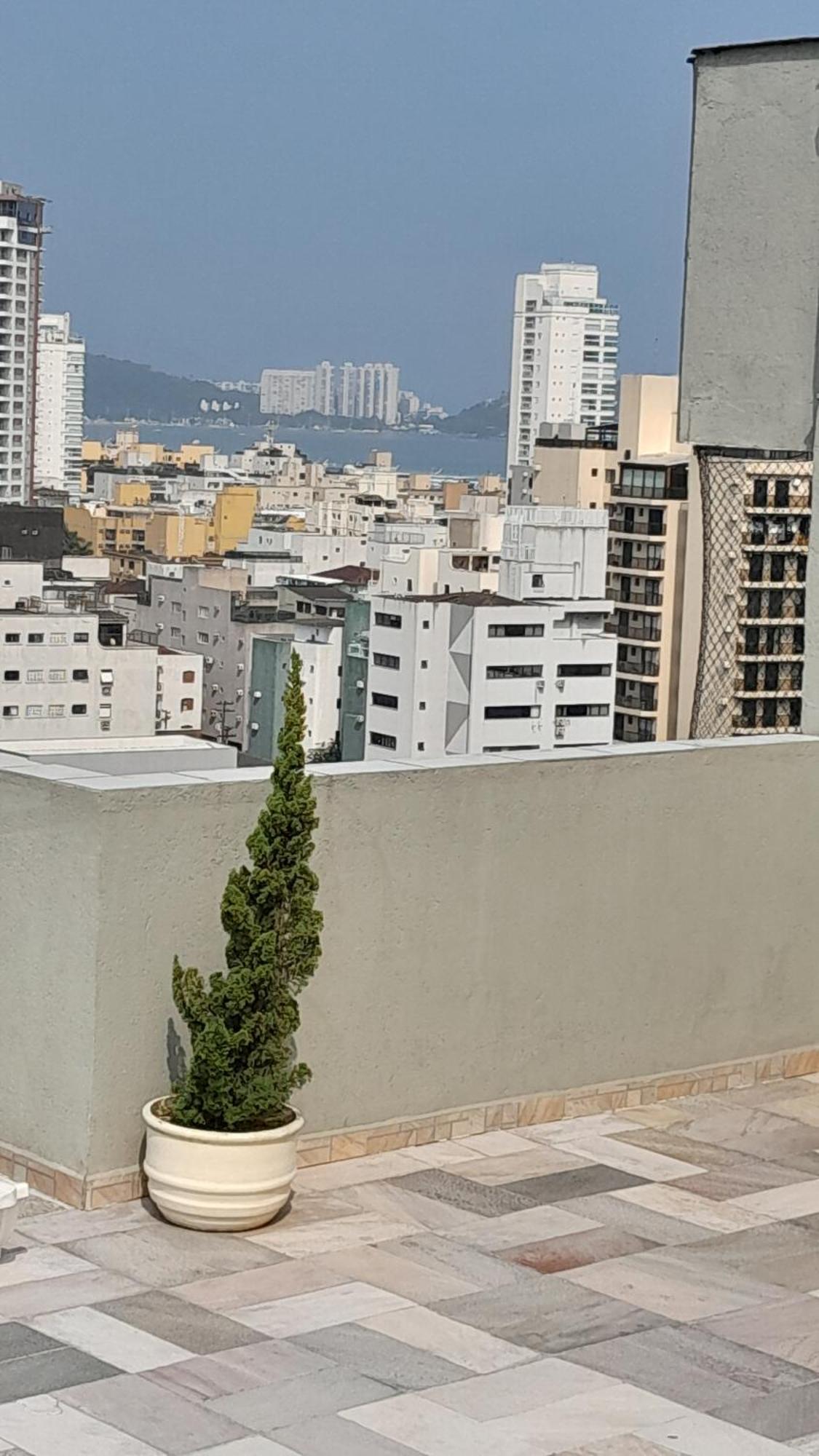 Biwa Condominio Cm Piscina, 1Garagem, Wi-Fi 300 Mega, Central De Vigilancia Remota , Centro Do Guaruja Proximo A Praia E Comercio, Horarios Check-In E Check-Out Flexiveis Екстер'єр фото